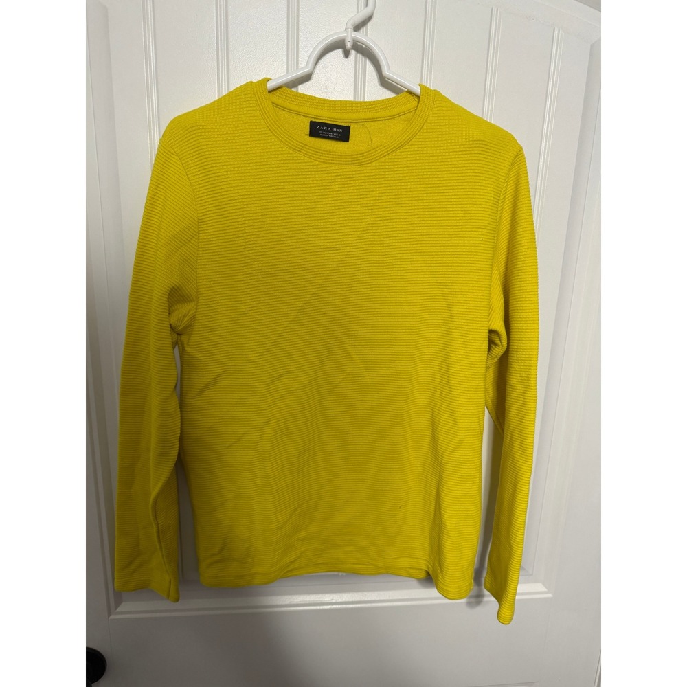 Zara Long Sleeve Shirt Mens Medium Yellow Ribbed Textured Slim Crew Neck EUC
